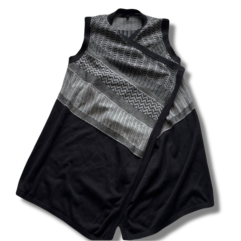 Banana Republic Knit Shawl Vest Boho Minimalist‎ Artsy | Dark Academia Chic
